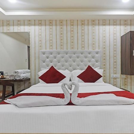 Hotel Bright Airport Zone Shamshabad Bagian luar foto